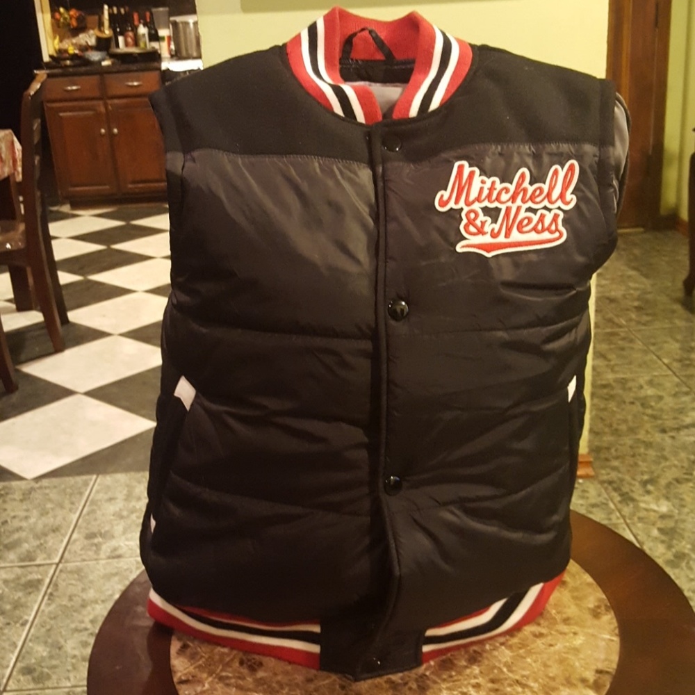 Mitchell & ness vest